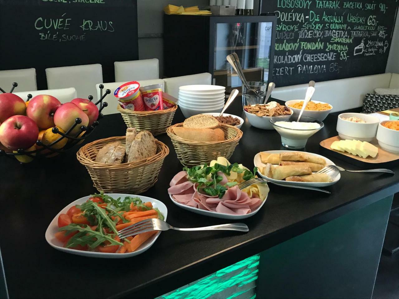 Apartmany Caffe & Grill Roudnice nad Labem Eksteriør billede
