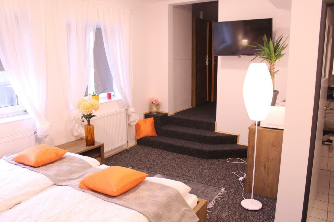 Apartmany Caffe & Grill Roudnice nad Labem Eksteriør billede