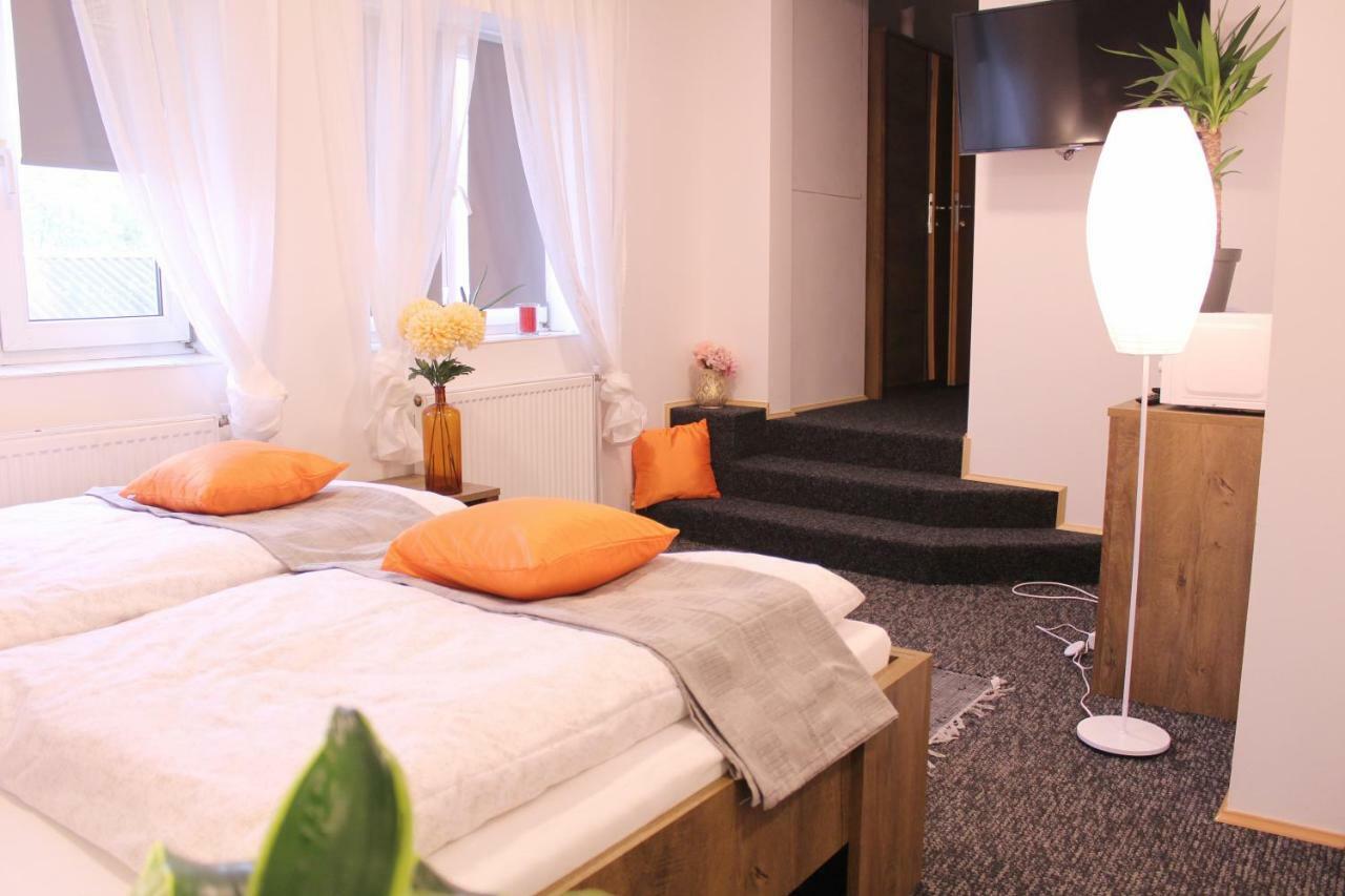 Apartmany Caffe & Grill Roudnice nad Labem Eksteriør billede
