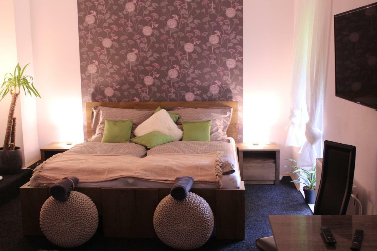 Apartmany Caffe & Grill Roudnice nad Labem Eksteriør billede