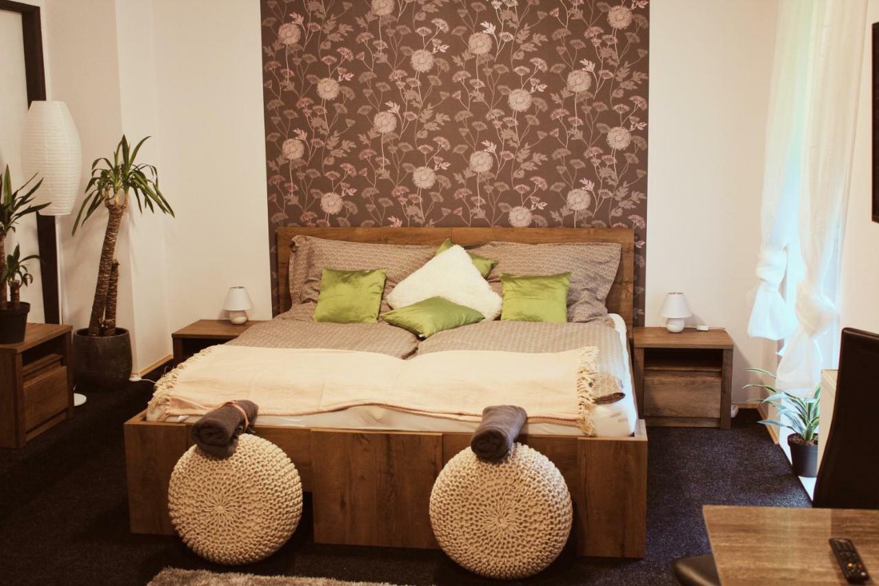 Apartmany Caffe & Grill Roudnice nad Labem Eksteriør billede