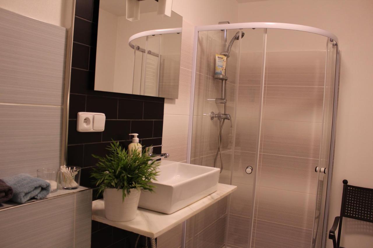 Apartmany Caffe & Grill Roudnice nad Labem Eksteriør billede
